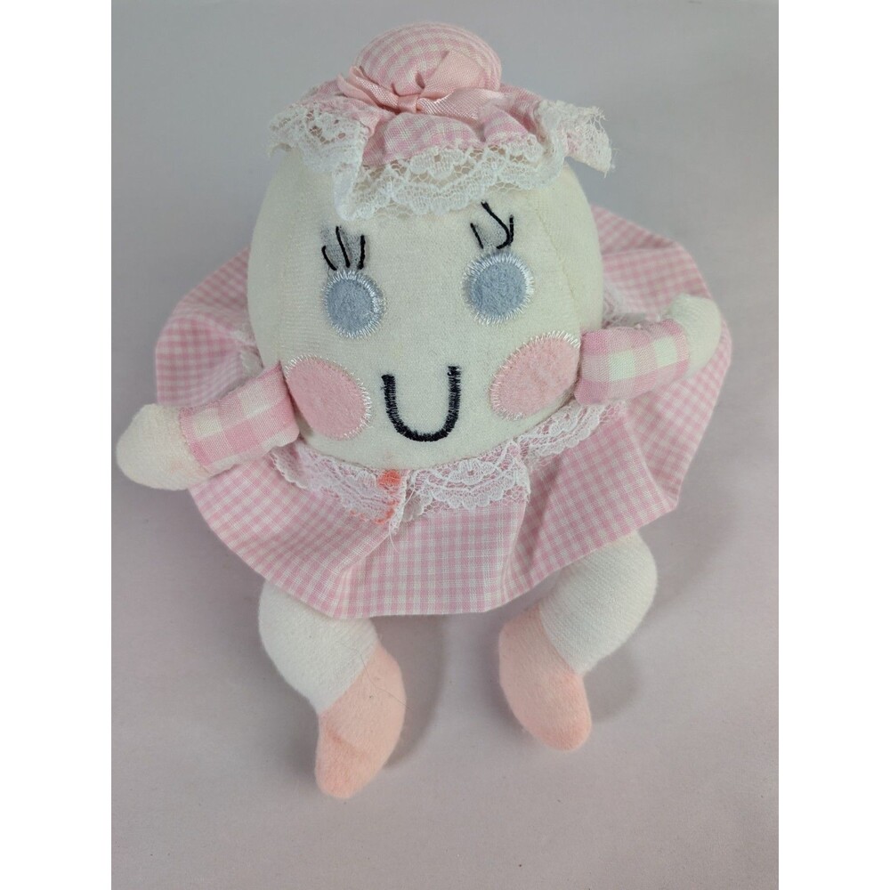 Vintage Treasure Masters Snuggle Up Egg Plush Nursery Shelf Sitter Humpty 1980
